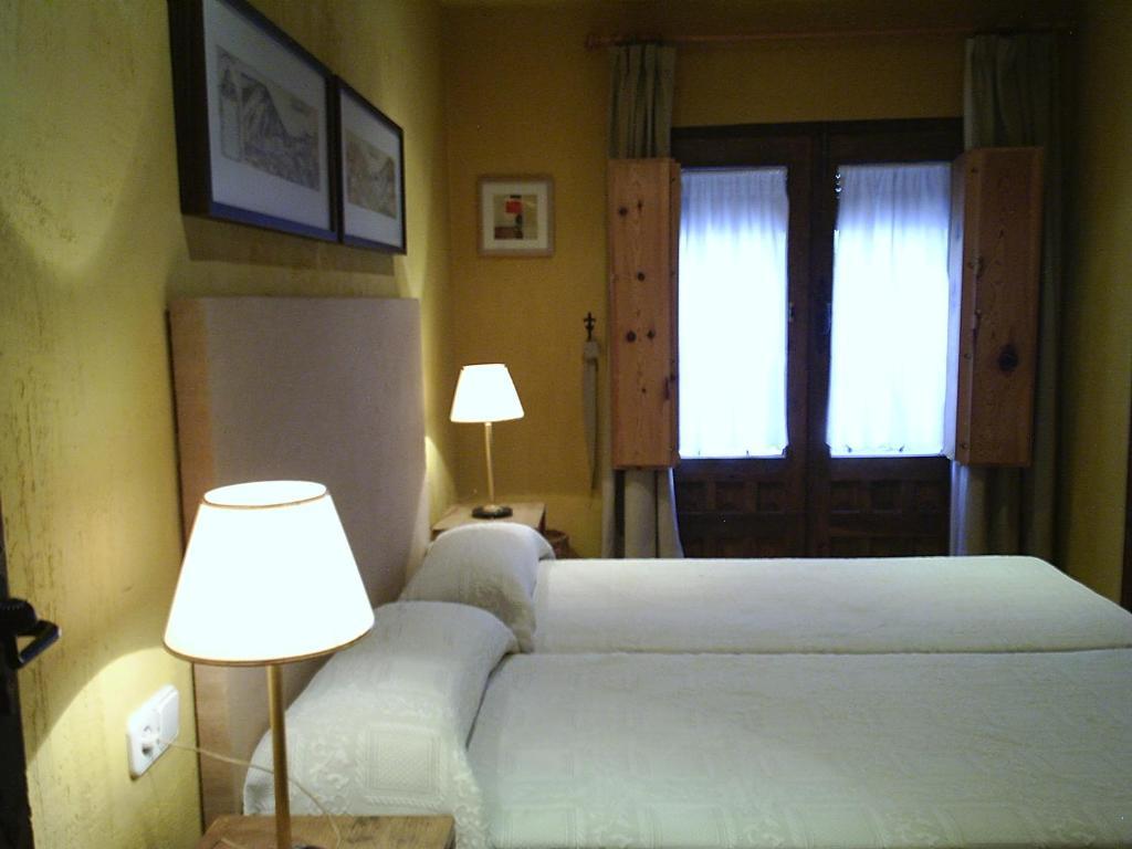 La Casa De San Pedro Apartment Cuenca  Phòng bức ảnh